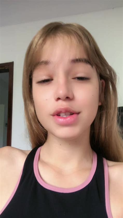 Yasmimcat (@Yasmimcatoficial) on Kwai.